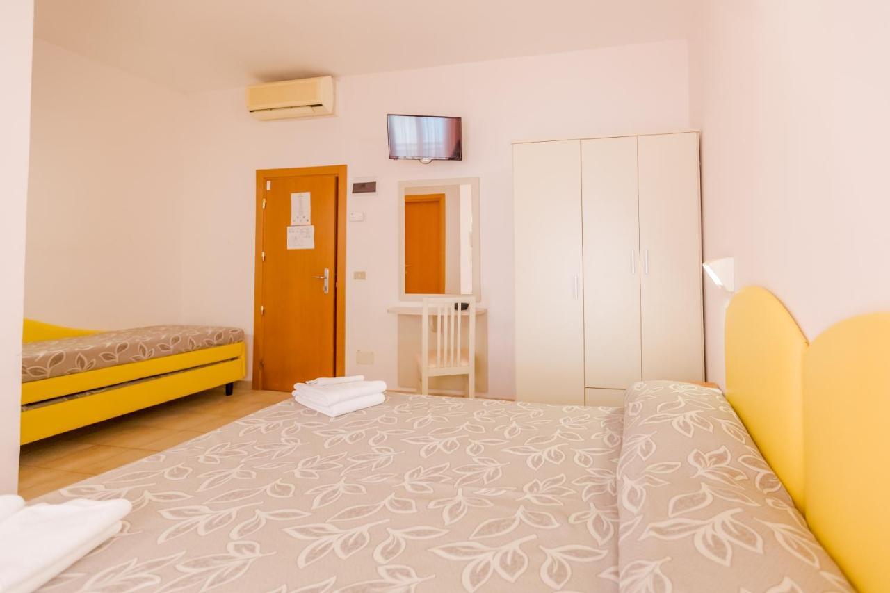 Hotel Bagli ริมินี ภายนอก รูปภาพ